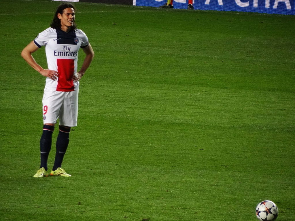 Article : Paris méprise Cavani